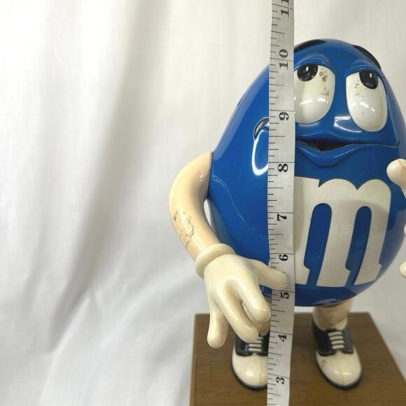 Vintage MM Candy Dispenser Blue Peanut M&M Toy Official 10" Tested Works - Picture 7 of 7